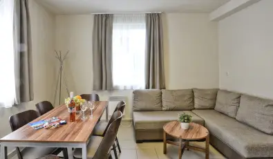 Pandora Zsry Apartmanok Mezkvesd