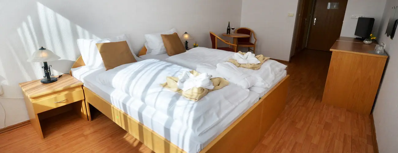 Panorma Hotel Noszvaj Noszvaj - Kt nnep kztt