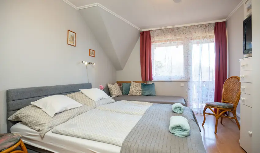 Siesta Vend�gh�z Eger