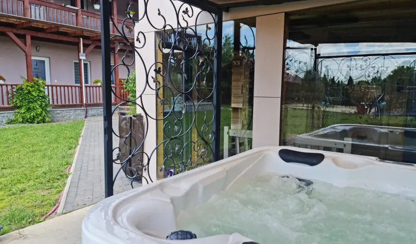 Sweet-Life Wellness Apartman Egerszal�k