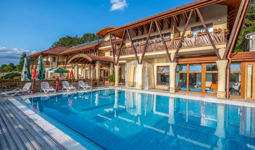 Szalajka Liget Hotel �s Apartmanh�zak Szilv�sv�rad