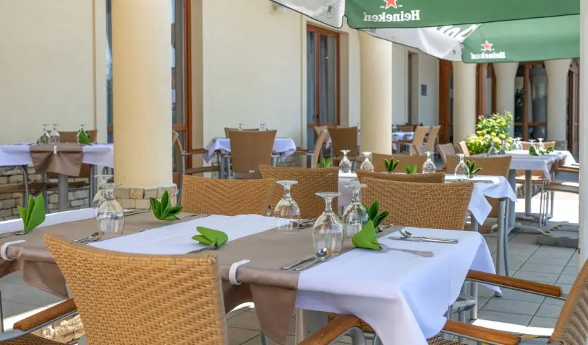 Szalajka Liget Hotel �s Apartmanh�zak Szilv�sv�rad