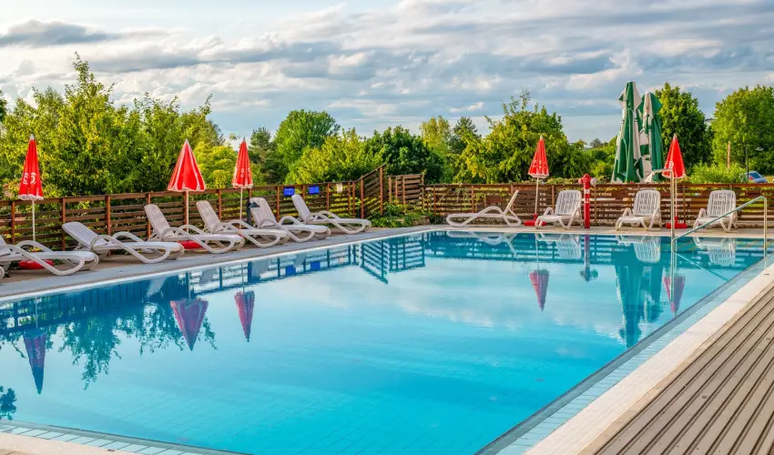 Szalajka Liget Hotel �s Apartmanh�zak Szilv�sv�rad