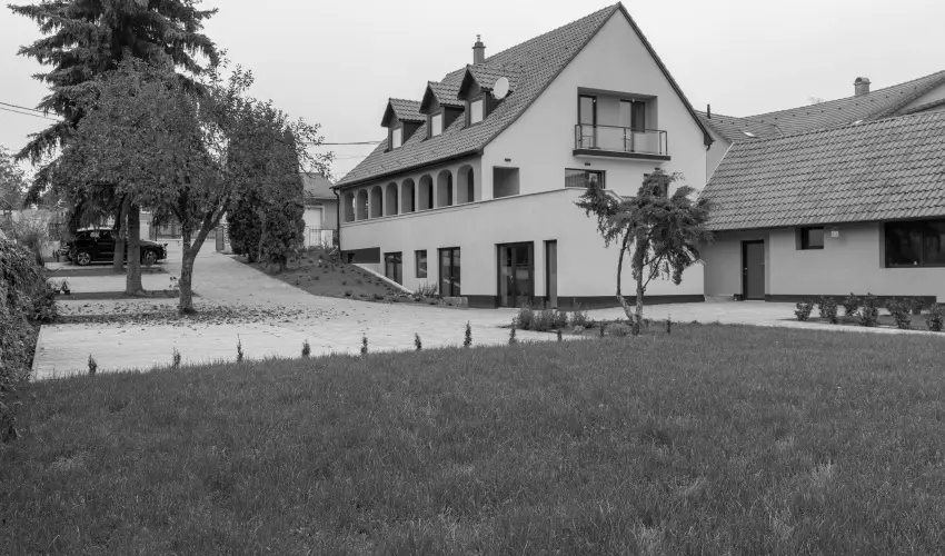 Villa B�rc Egerszal�k