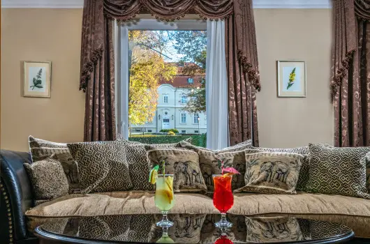 La Contessa Kast�lyhotel, Szilv�sv�rad, Eger - 18 km