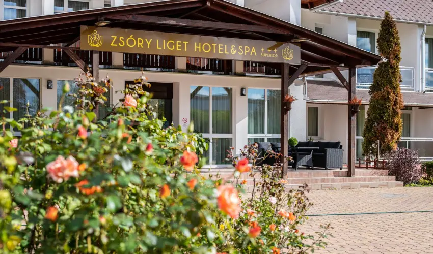 Zsry Liget Hotel & Spa Mezkvesd